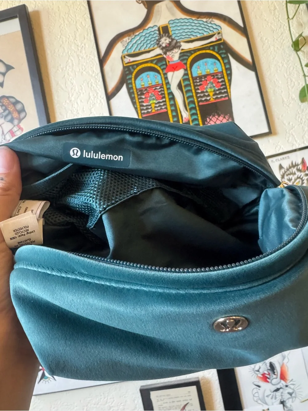 lululemon athletica *NWOT* Feeling Ready Velour Pouch  in Green Jasper